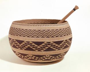 South Western Native American cooking basket (woven fibre) | Obraz na stenu