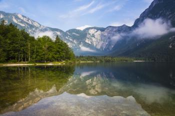 Lake Bohinj (Bohinjsko jezero), Triglav National Park, Upper Carniola, Slovenia (photo) | Obraz na stenu