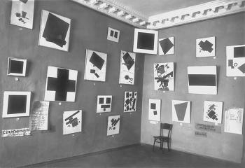 View of the room with Malevich's Black Square and other Suprematist paintings, The Last Futurist Exhibition of Paintings 0.10, Petrograd, winter 1915-16 (b/w photo) | Obraz na stenu