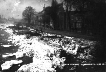 The Thames at Hammersmith in Winter, 1895 (b/w photo) | Obraz na stenu