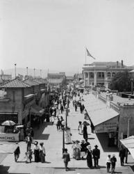 A Midway, Long Beach, California, c.1910-20 (b/w photo) | Obraz na stenu