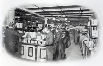 Book Department at an Army and Navy store, c.1900 (b/w photo) | Obraz na stenu