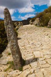 Roman road at Puerto del Pico, near Mombeltran, Sierra de Gredos, Avila Province, Spain. | Obraz na stenu