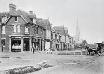 Corner of Chase Side and Chase Green Avenue, c.1890 b/w photo) | Obraz na stenu