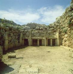 Megalithic temple site, c.30000-c.25000 BC (photo) | Obraz na stenu