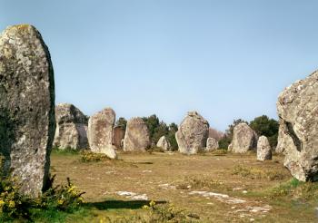 Alignment of standing stones, Megalithic Period, 4th-3rd millennium BC (photo) | Obraz na stenu