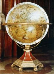 Terrestrial globe, 1688 (papier mache with wooden stand) (pair to 90827) | Obraz na stenu