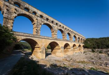 Pont du Gard, Roman aqueduct, France. (photo) | Obraz na stenu