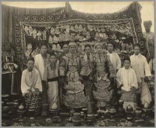 Theatre company, Burma, c.1910 (b/w photo) | Obraz na stenu