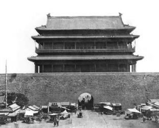Entrance to the inner wall, Peking, China, c.1900 (b/w photo) | Obraz na stenu