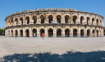 Nimes, France. Roman amphitheatre. (photo) | Obraz na stenu