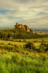 Loarre castle dating from the 11th-12th centuries, near Loarre, Huesca Province, Aragon, Spain (photo) | Obraz na stenu