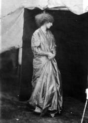 Jane Morris, posed by Dante Gabriel Rossetti, 1865 (albumen print) | Obraz na stenu