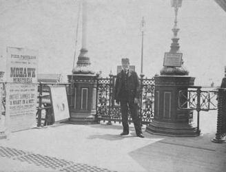 The Pier, Hastings, c.1890 (b/w photo) | Obraz na stenu