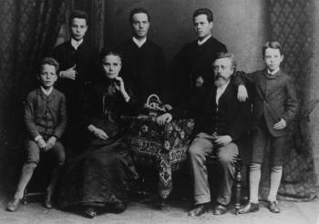 Wilhelm Liebknecht and his family (b/w photo) | Obraz na stenu