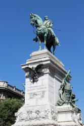 Statue of Giuseppe Garibaldi, Milan, Italy (photo) | Obraz na stenu