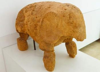The Archaeological Complex, Carmona, Seville Province, Spain. Sculpture in the museum of an elephant found in the Tomb of the Elephant in the Roman necropolis. | Obraz na stenu