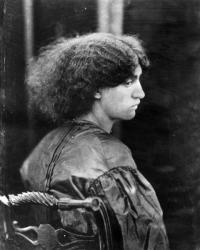 Jane Morris, posed by Dante Gabriel Rossetti, 1865 (albumen print) | Obraz na stenu