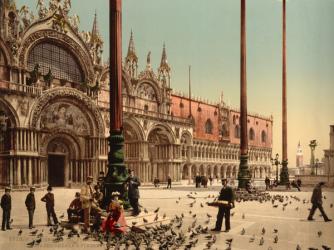 Pigeons in St. Mark's Place, Venice, Italy, c.1890-c.1900 | Obraz na stenu