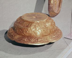 Ornament from horse harness, c.959 AD (gilded silver) | Obraz na stenu