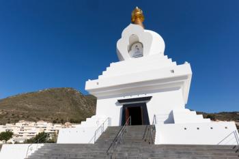Stupa, Benalmadena Pueblo, Spain (photo) | Obraz na stenu