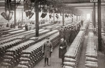 King George V and Viscount Chetwynd visiting the artillery shell factory at Chilwell on the 15th December 1916. The factory had only been opened one year and had sent 2,468,041 shells to allied troops in France. From The War Memoirs of David Lloyd George, | Obraz na stenu