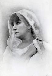 Sarah Bernhardt as 'Phedre' by Jean Racine (b/w photo) | Obraz na stenu