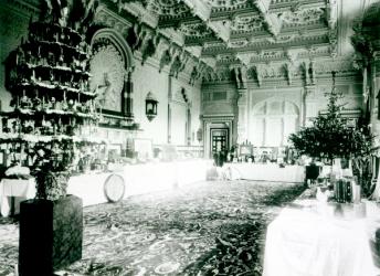 Christmas Tables in the Durbar Room at Osborne House, 1900 (b/w photo) | Obraz na stenu