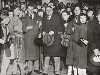 The Prince of Wales, later King Edward VIII, on a visit to Pell Street Club,Cable Street, East End, London, England in 1927. From Edward VIII His Life and Reign. | Obraz na stenu