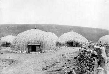 Kaffir Huts, South Africa, c.1914 (b/w photo) | Obraz na stenu