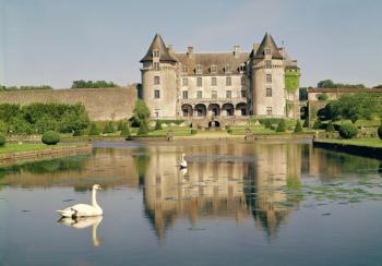 View of the west facade of the chateau (photo) | Obraz na stenu